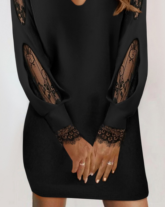 Katharina | Short Dress with Lace