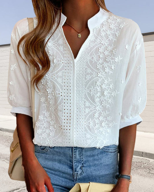 Women's Puff Sleeve Blouse with Vintage-Inspired Style