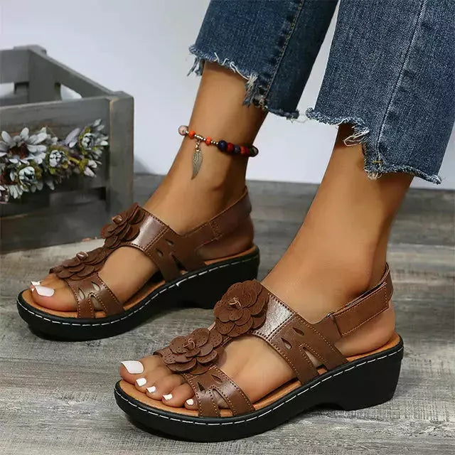 Women's Wedge Sandals with 3D Flower Decoration