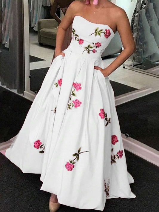 daisy | floral smocked strapless maxi dress white