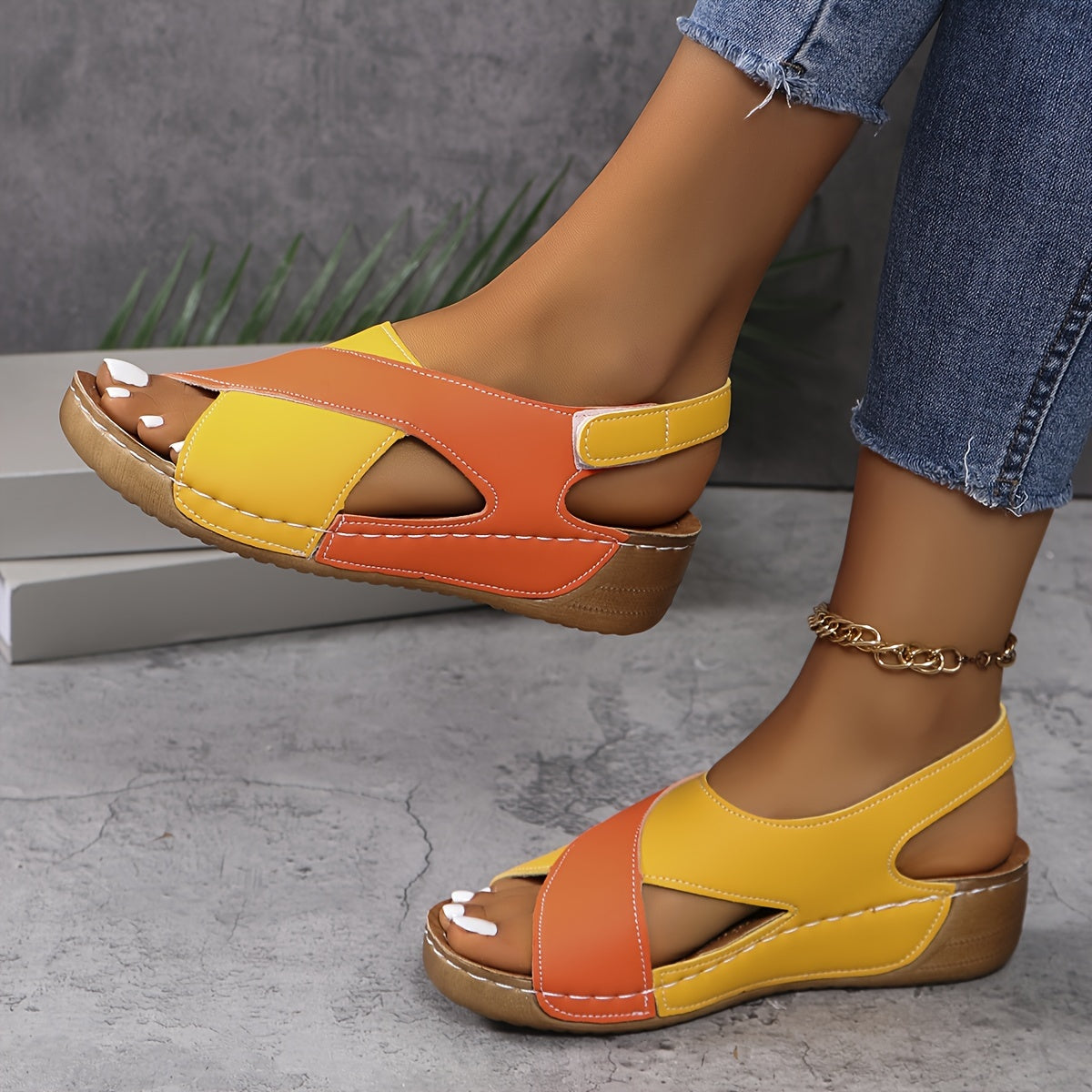 daisy | color block flat sandal orange