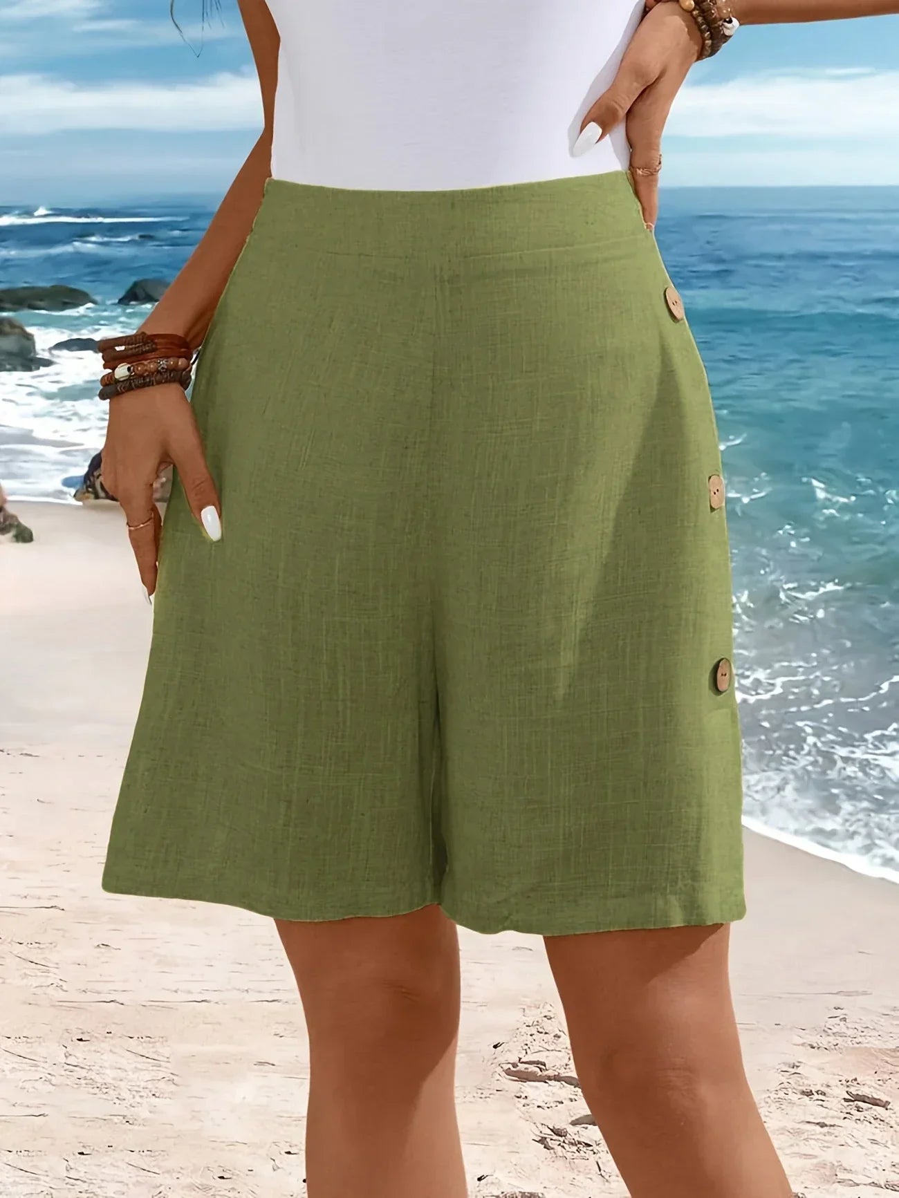daisy | mid-thigh shorts with side buttons