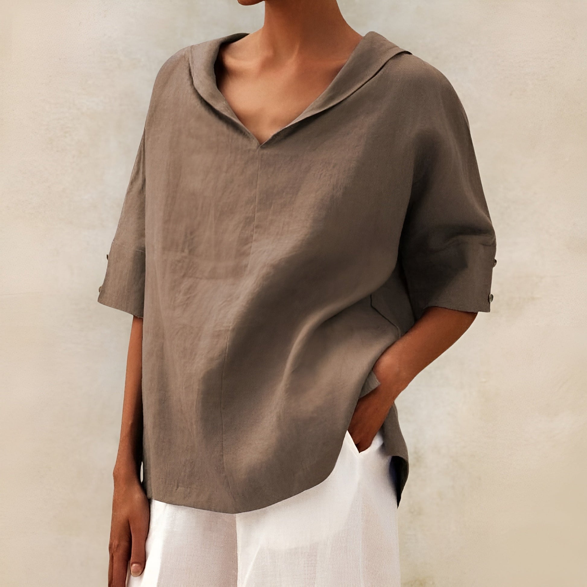 solstice | relaxed linen round neck blouse khaki