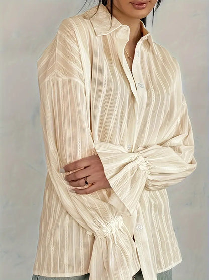 giorna | refined textured blouse with lace details