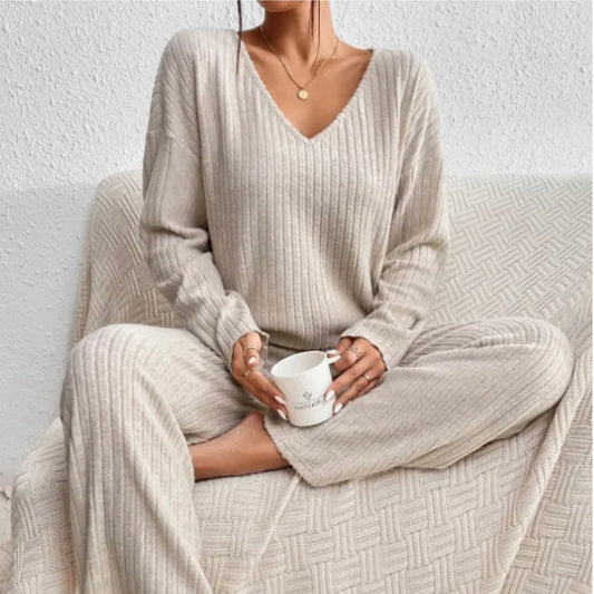 elodie | v-neck ribbed knit set