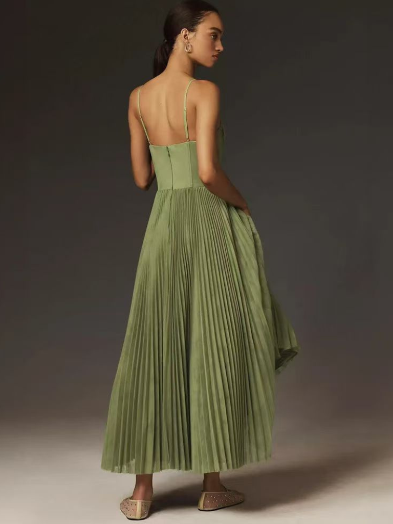 daisy | pleated sweetheart maxi dress