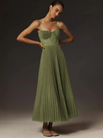 daisy | pleated sweetheart maxi dress