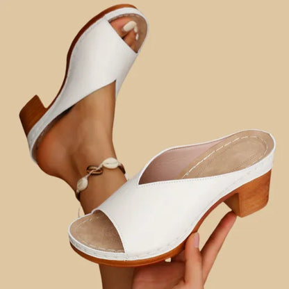 daisy | chunky high heel sandals with arch support white