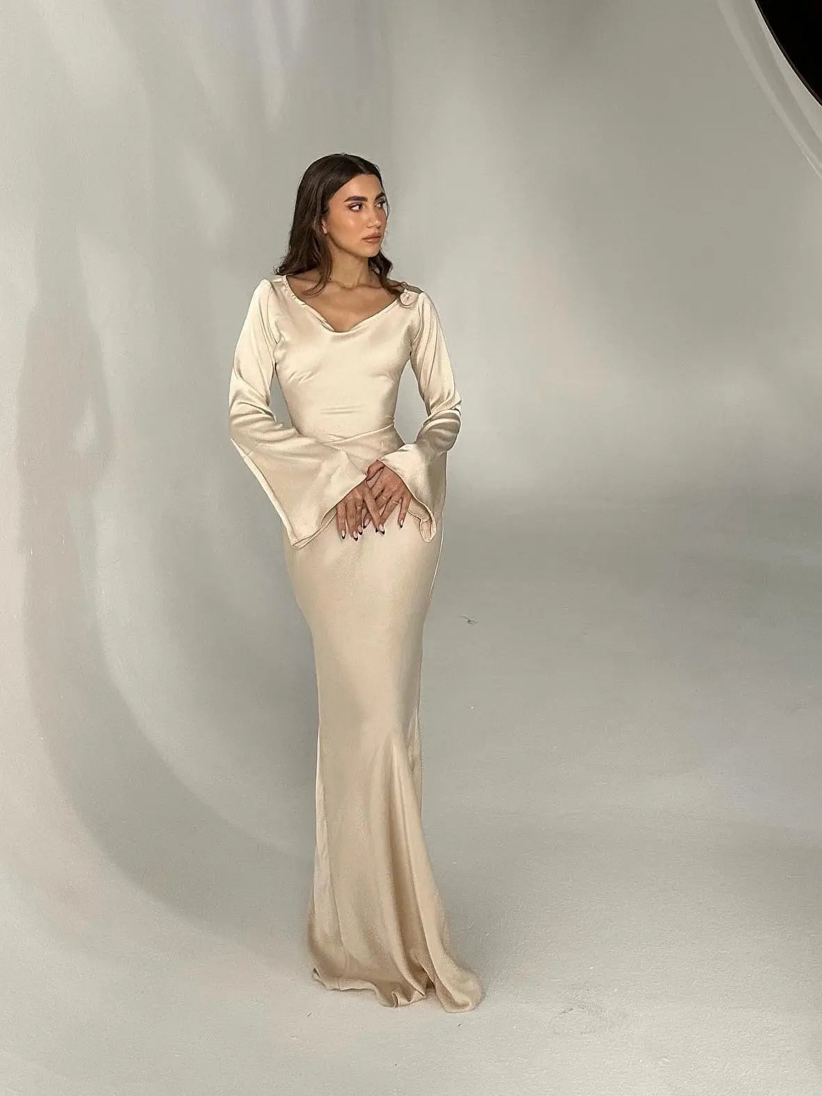 Elsie | Effortless Long-Sleeve Maxi Dress