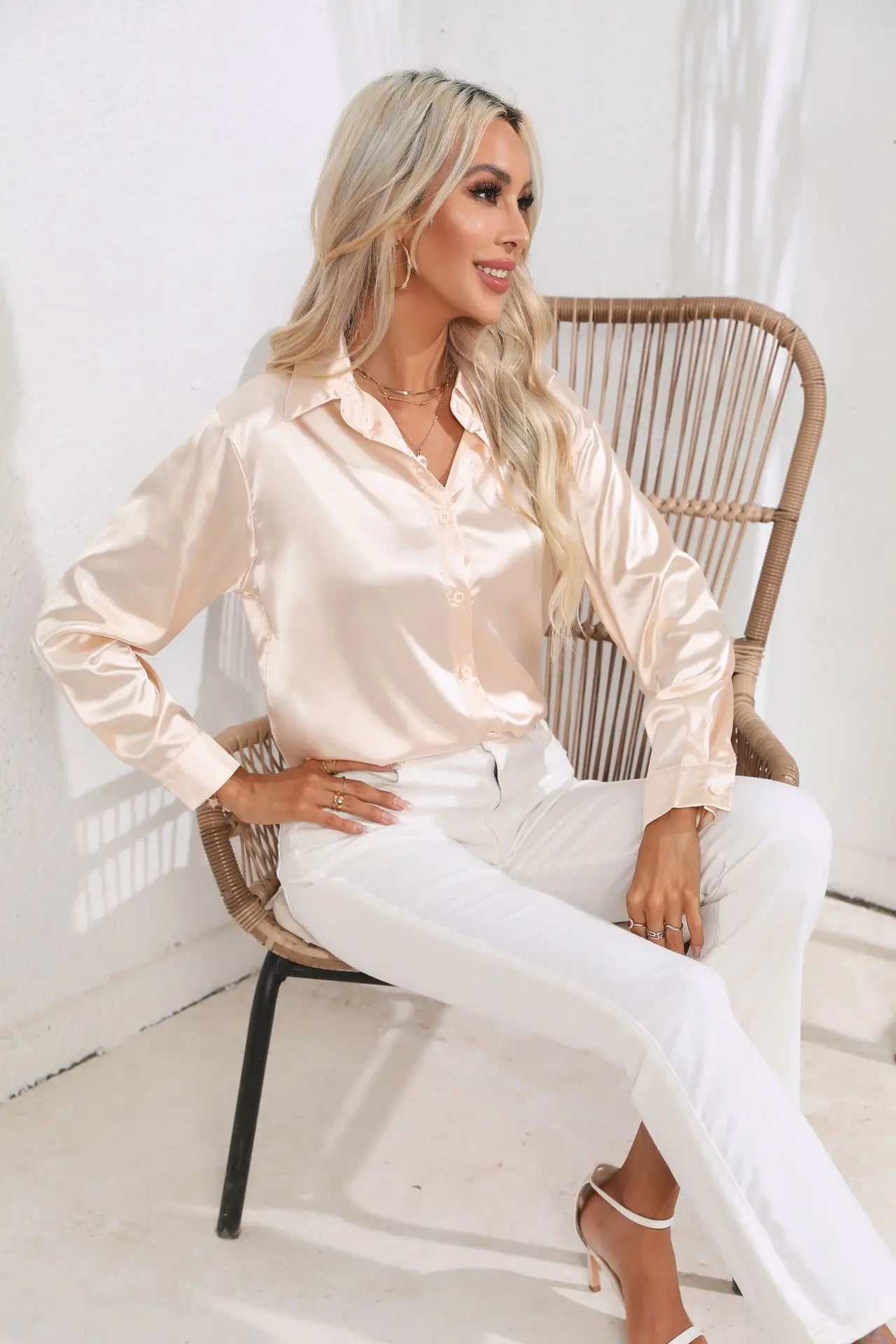 Annie | Elegant Satin Blouse for Refined Workwear
