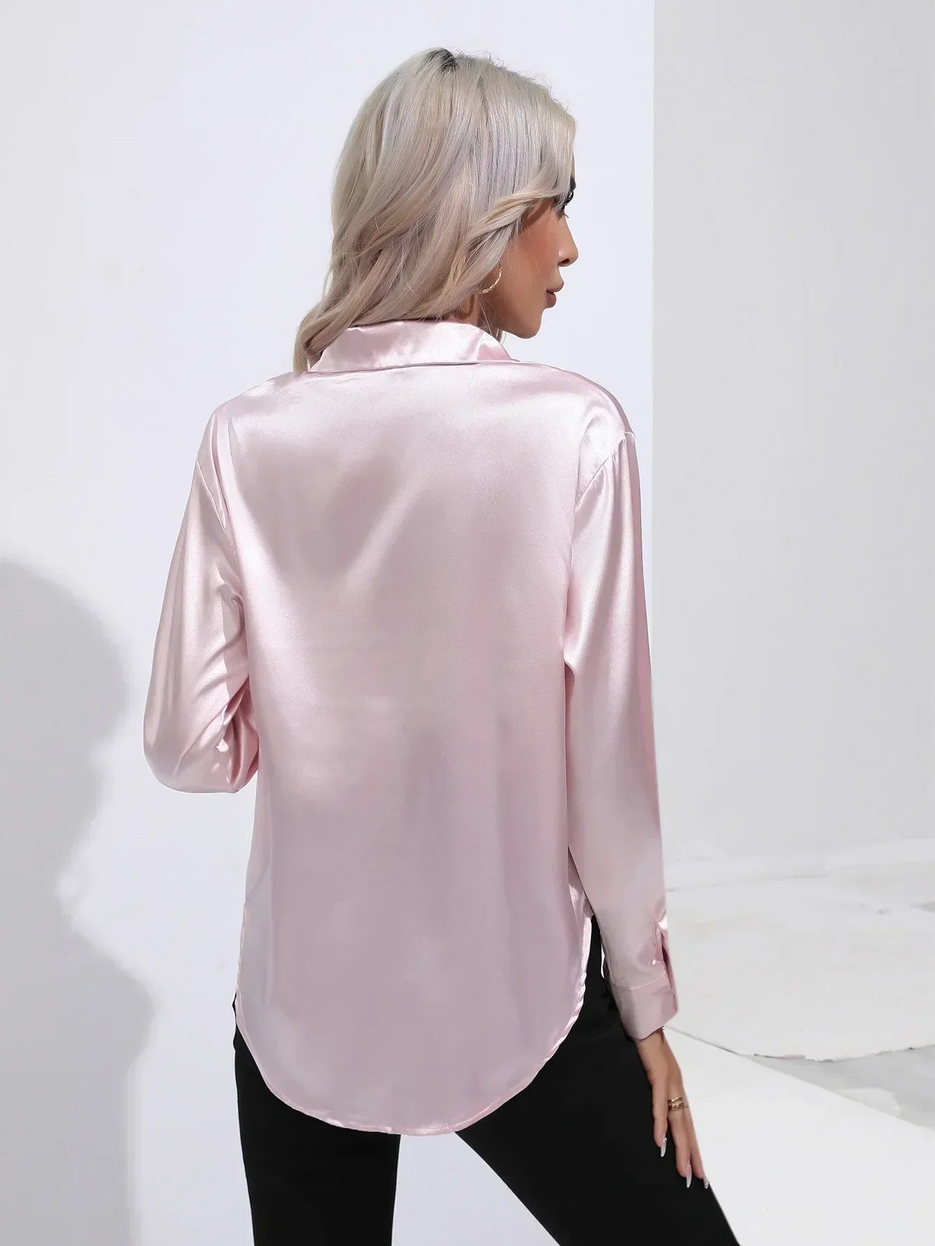 Annie | Elegant Satin Blouse for Refined Workwear