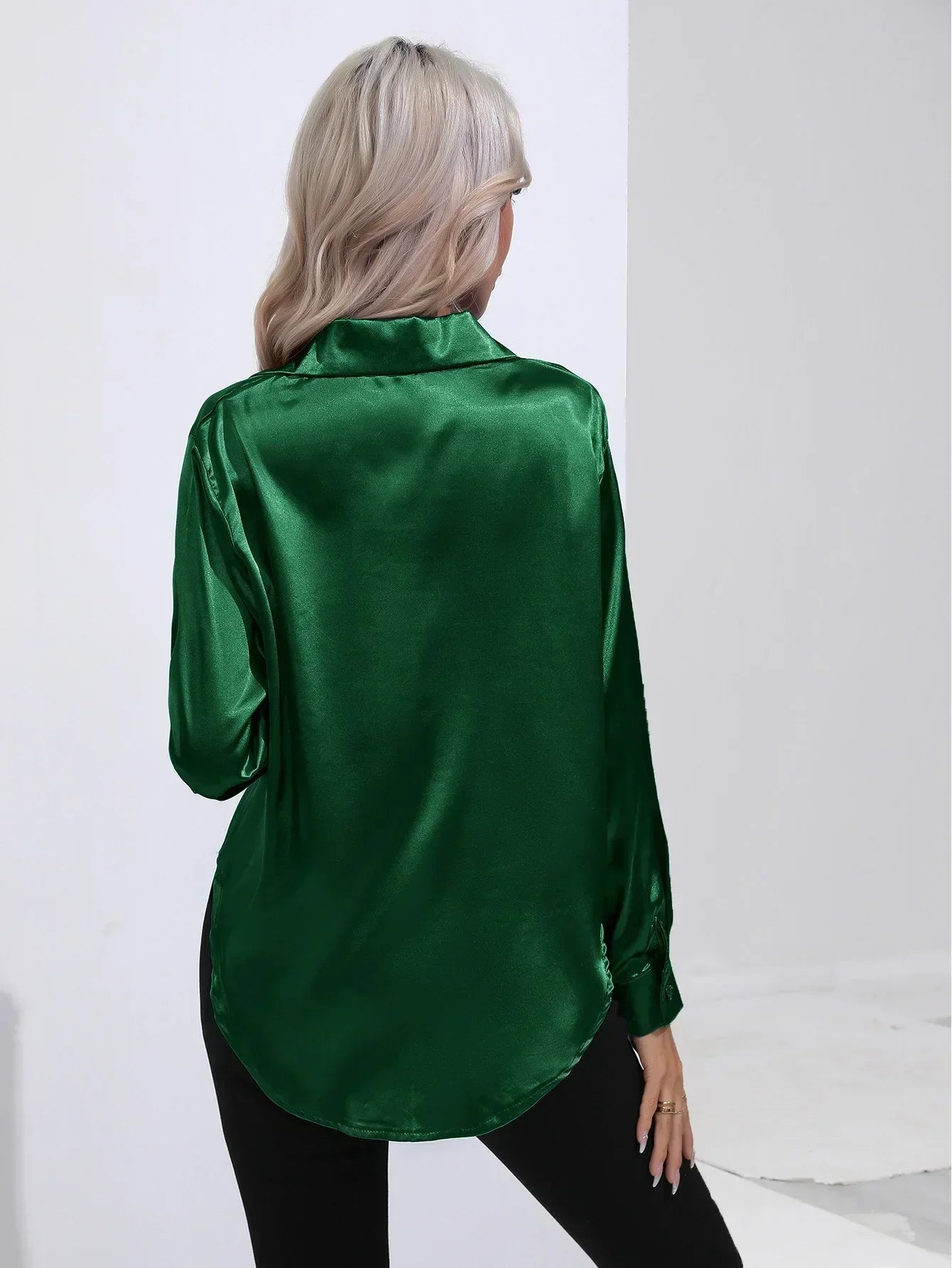 Annie | Elegant Satin Blouse for Refined Workwear