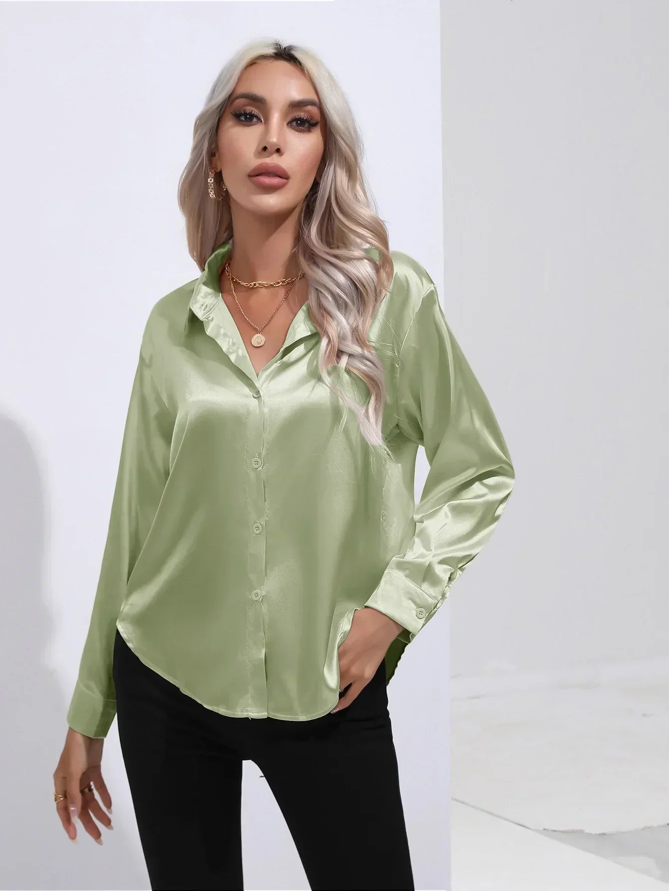 Annie | Elegant Satin Blouse for Refined Workwear