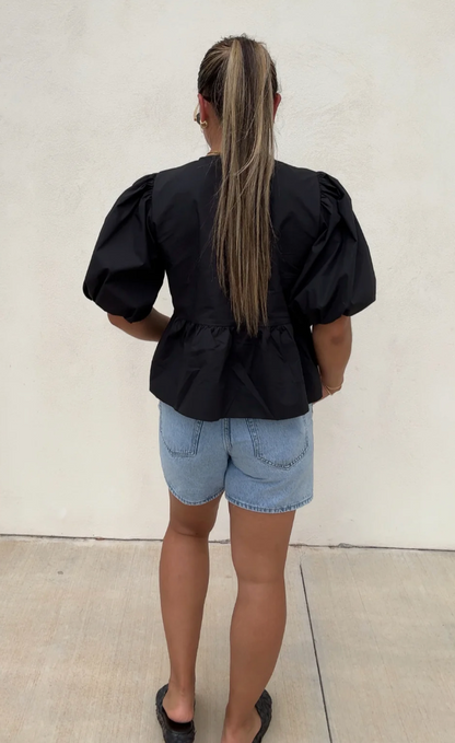 gisou puffed sleeve top with striped details