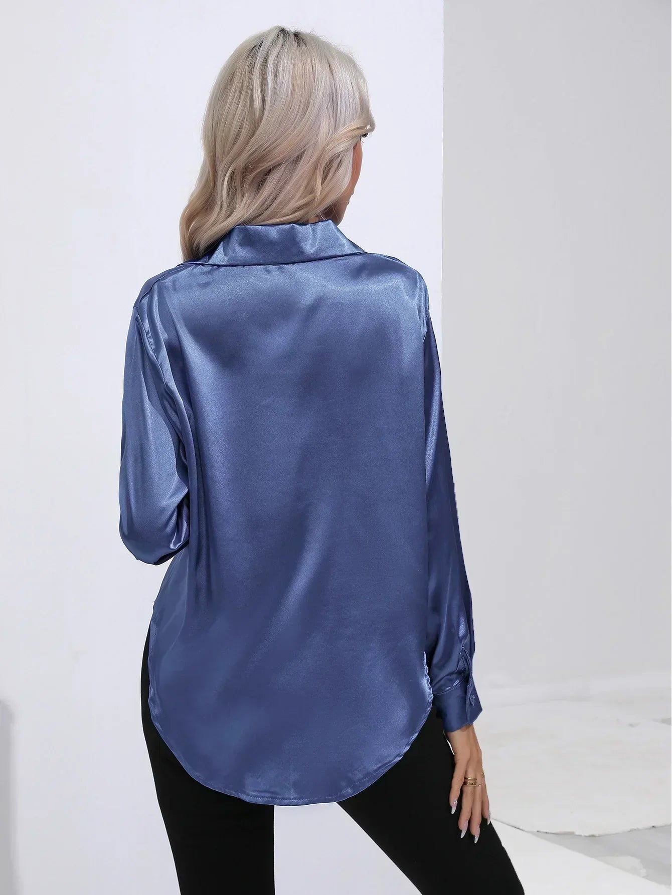 Annie | Elegant Satin Blouse for Refined Workwear