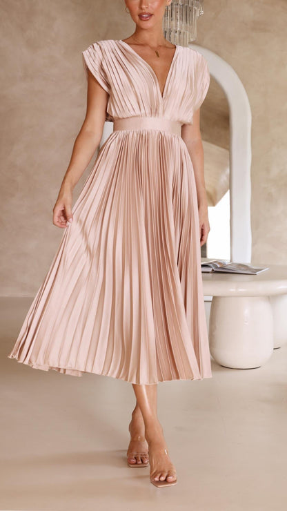 daisy | pleated v-neck maxi dress