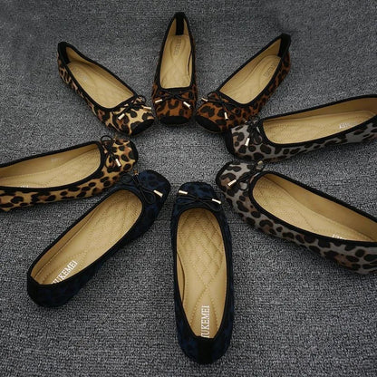 Women's Ballet Flats with Leopard Print and Bowknot Detail
