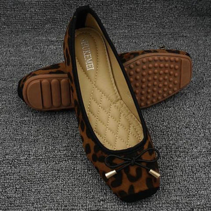 Women's Ballet Flats with Leopard Print and Bowknot Detail