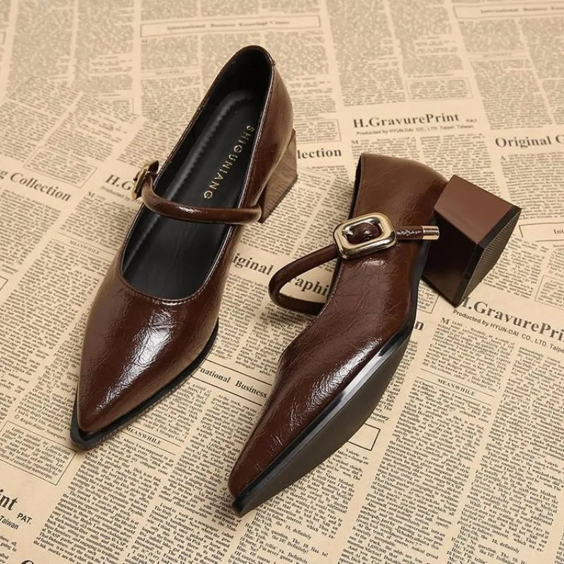 Women's Block Heeled Mary Jane Pumps with Sculpted Cut