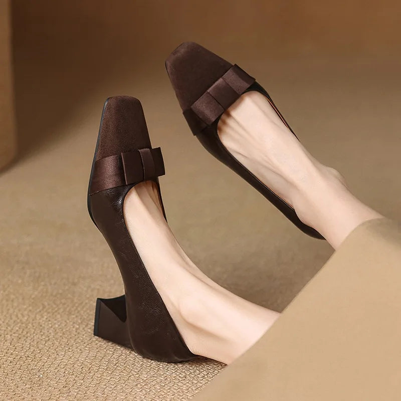 Women's Block Heeled Pumps with Bow-Knot Detail