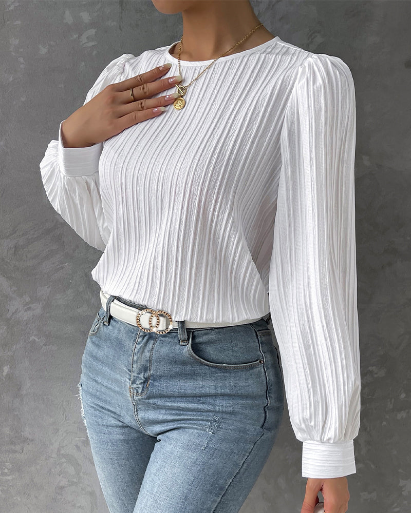 Women's Blouse with Elegant Lantern Sleeves for Everyday Comfort