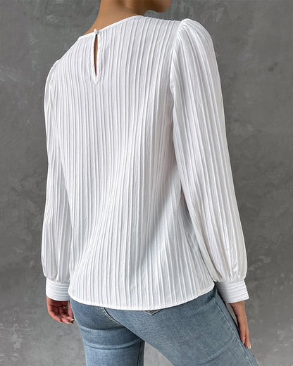 Women's Blouse with Elegant Lantern Sleeves for Everyday Comfort