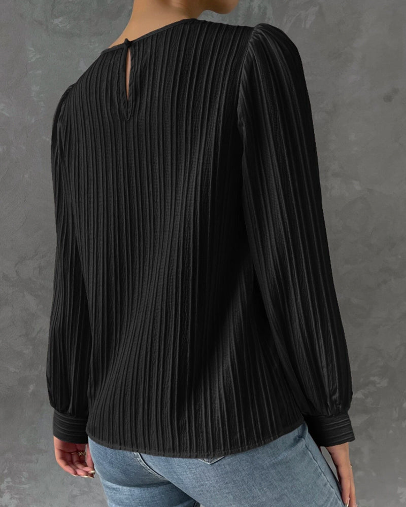 Women's Blouse with Elegant Lantern Sleeves for Everyday Comfort