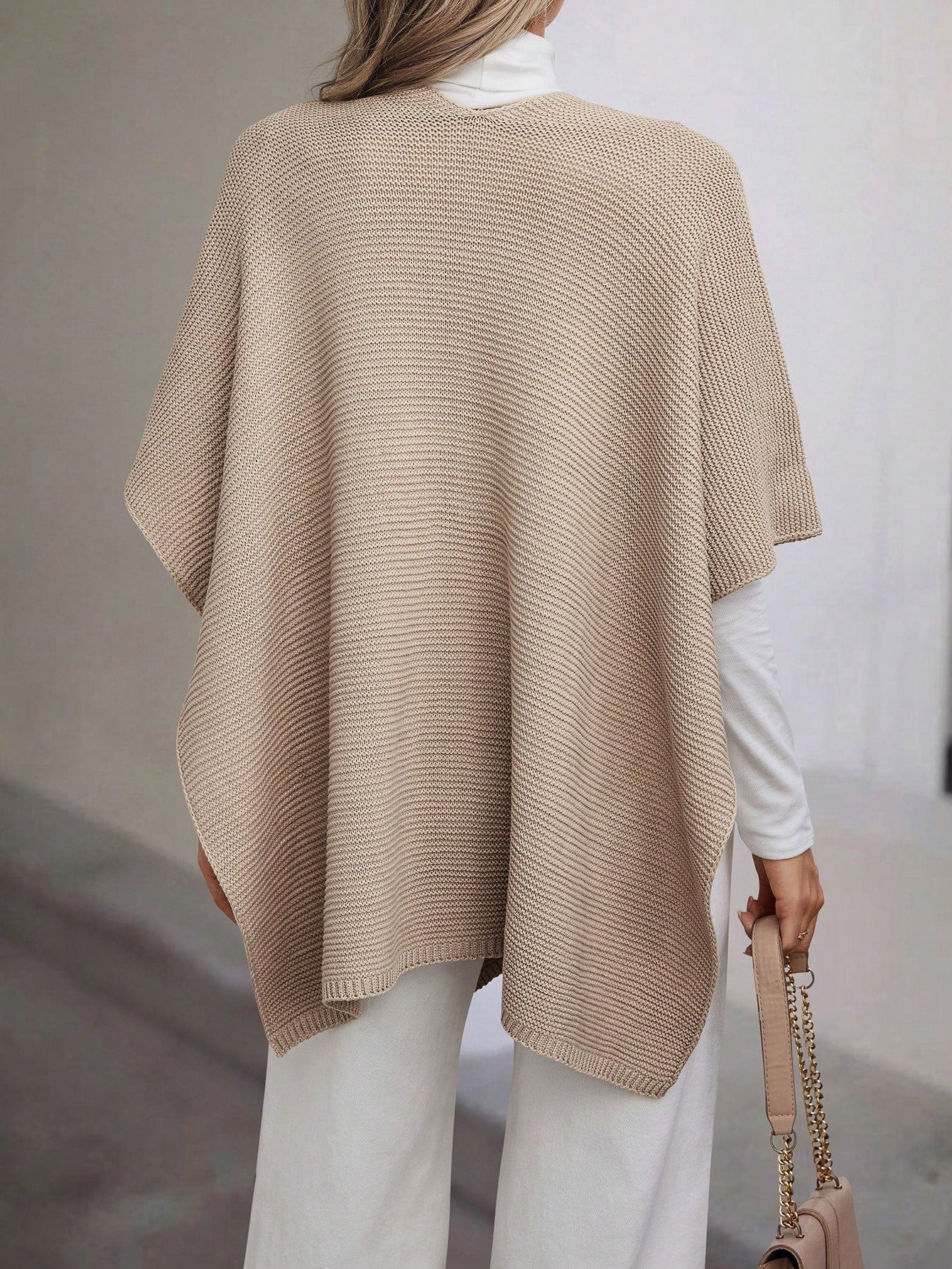 Women's Cardigan with Asymmetric Hem and Short Sleeves