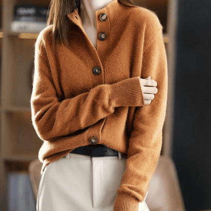 Women's Cashmere Cardigan with Relaxed Fit for Ultimate Comfort