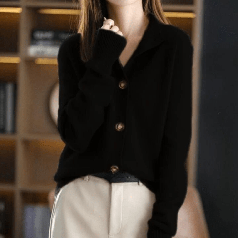 Women's Cashmere Cardigan with Relaxed Fit for Ultimate Comfort