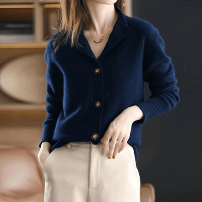 Women's Cashmere Cardigan with Relaxed Fit for Ultimate Comfort
