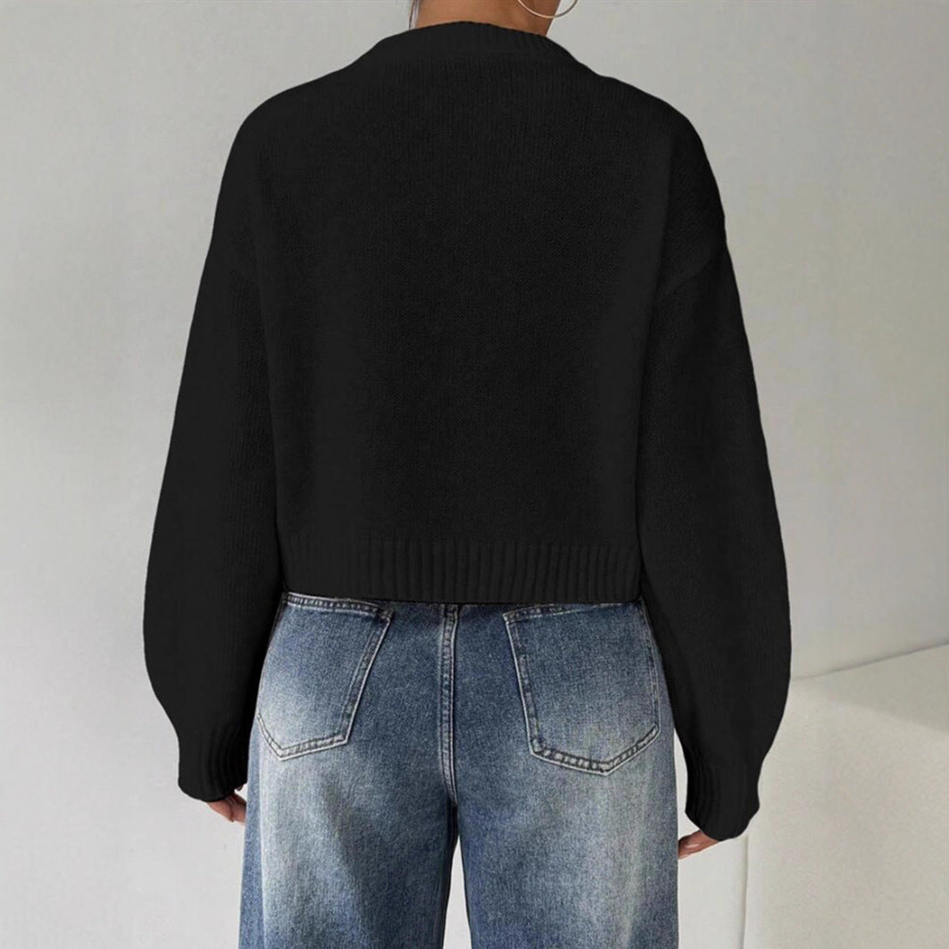 Women's Casual Fine Knit Sweater with Round Neck and Dropped Shoulders