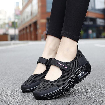 Women's Casual Shoes with Breathable Mesh Upper