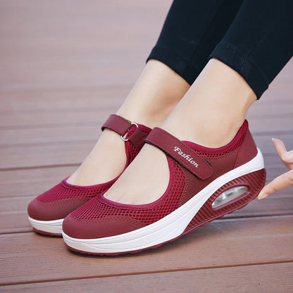 Women's Casual Shoes with Breathable Mesh Upper