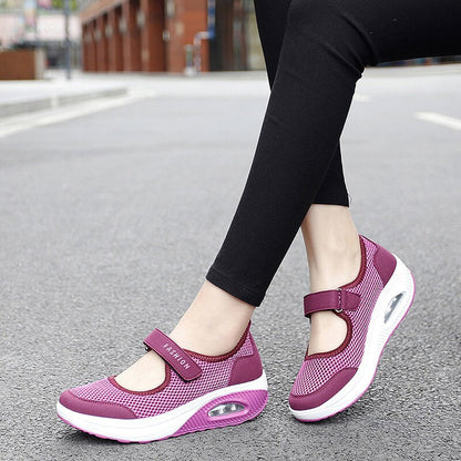 Women's Casual Shoes with Breathable Mesh Upper