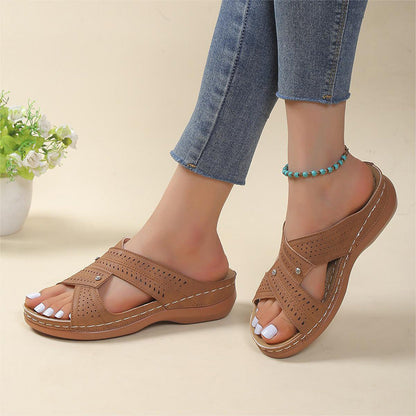 Women's Casual Slippers with Platform Sole