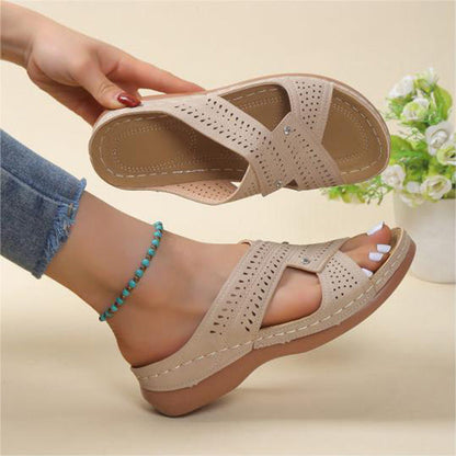 Women's Casual Slippers with Platform Sole