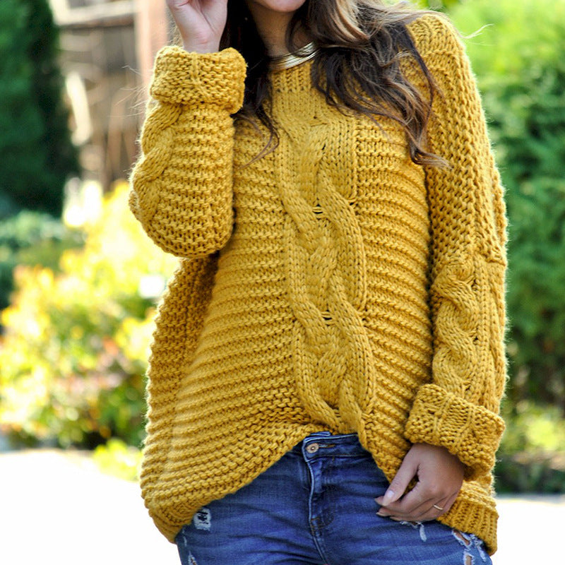 Women's Chunky Knit Sweater with Cable Pattern and Raglan Sleeves