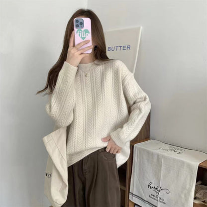 Women's Chunky Knit Sweater with Modern Cable Design