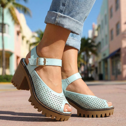 Women's Chunky Sandals with Flower Cut Design