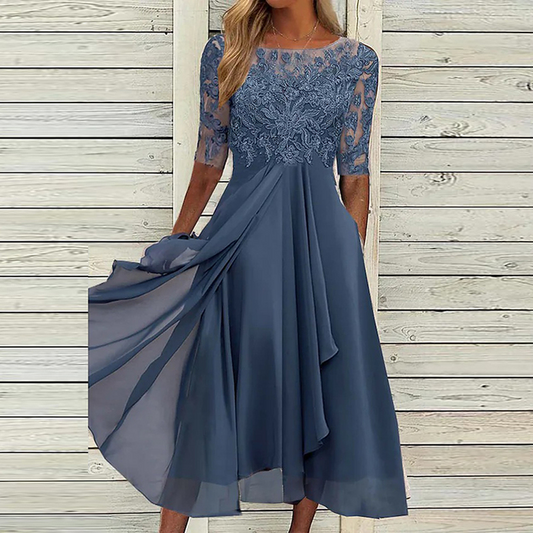 Women's Cocktail Dress with Elegant Design and Flattering Fit