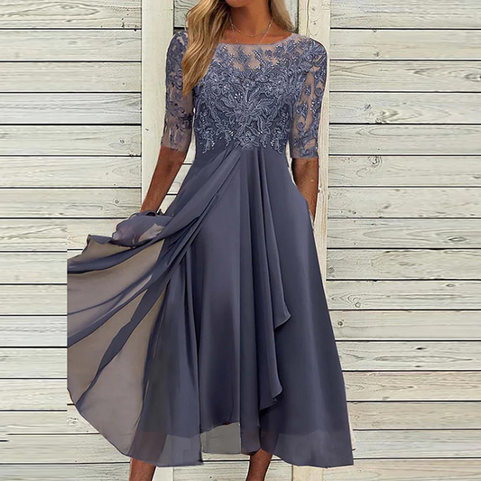 Women's Cocktail Dress with Elegant Design and Flattering Fit