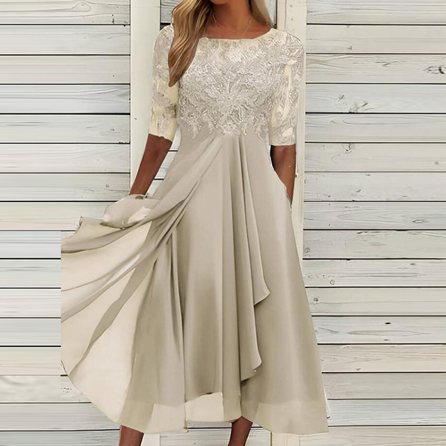 Women's Cocktail Dress with Elegant Design and Flattering Fit