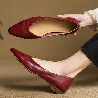 Women's Flat Handcrafted Shoes with Pointed Toe