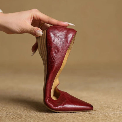 Women's Flat Handcrafted Shoes with Pointed Toe