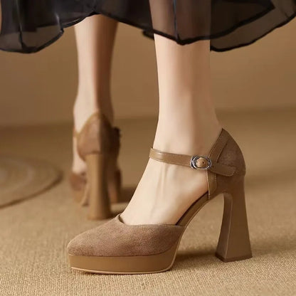 Women's Heeled Sandals with Block Heel and Cushioned Footbed