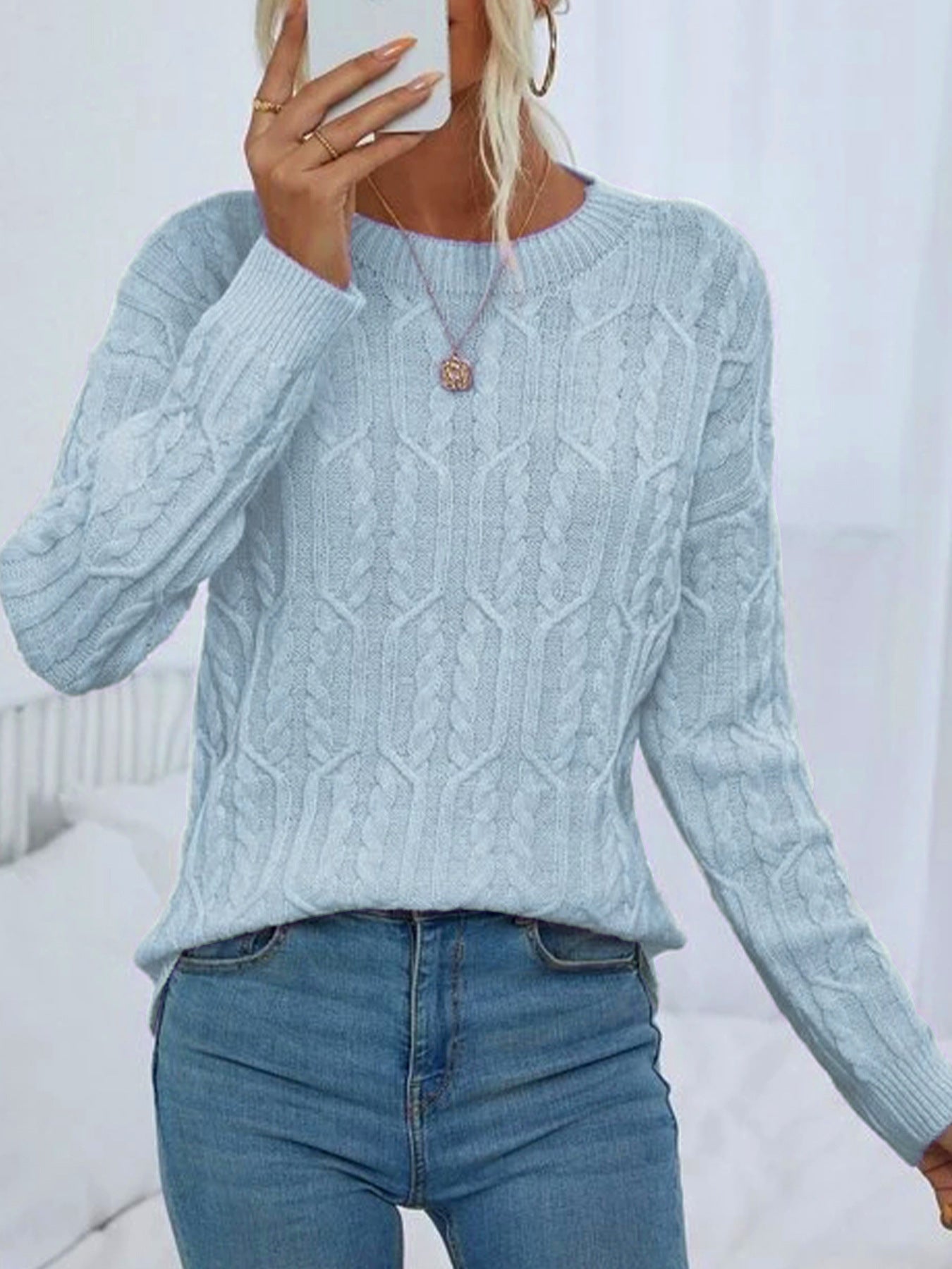 Women's Knitted Sweater with Cable Pattern and Round Neckline