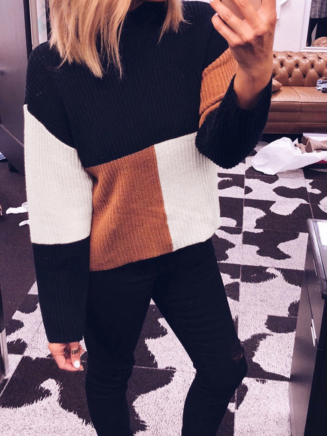 Women's Knitted Sweater with Colour Block Design and Long Sleeves