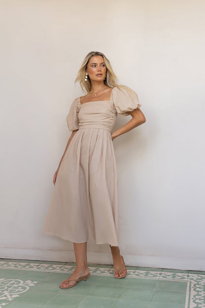 Women's Maxi Dress with Ruffled Neckline and Puff Sleeves