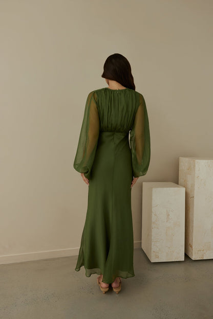 Women's Maxi Dress with V-Neck and Balloon Sleeves